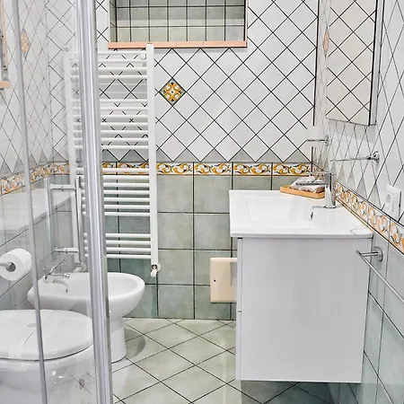 Gioielli House Bed & Breakfast Pompei